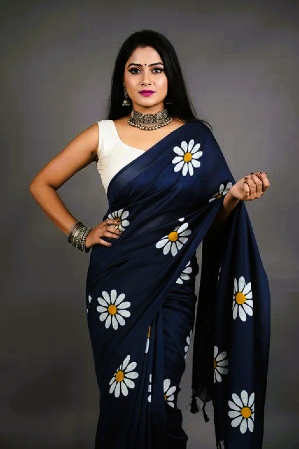 blue khadi sunflower block print saree draped on model-handcrafted by swamini sarees