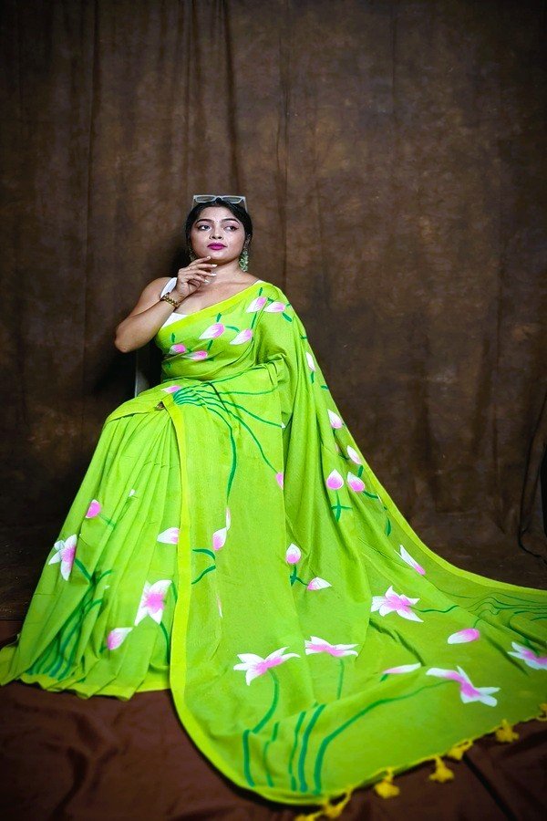 khadi green hand painted saree with Padma flower motifs – Swamini Sarees