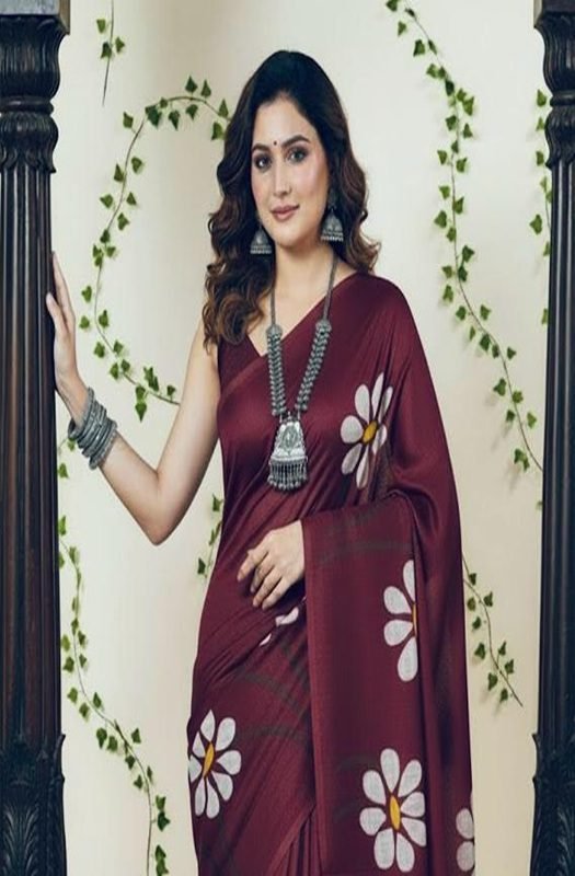 maroon-mul-handpainted-saree-with-daisy-flowers-front-view-by-swamini-sarees